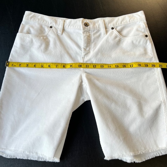 Carve Designs Oahu corduroy raw hem 10” shorts - Picture 6 of 12